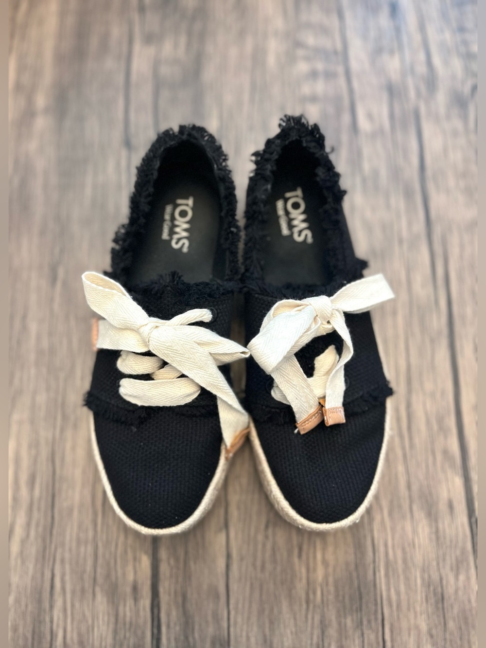 TOMS Carolina Lace-Up Espadrille
